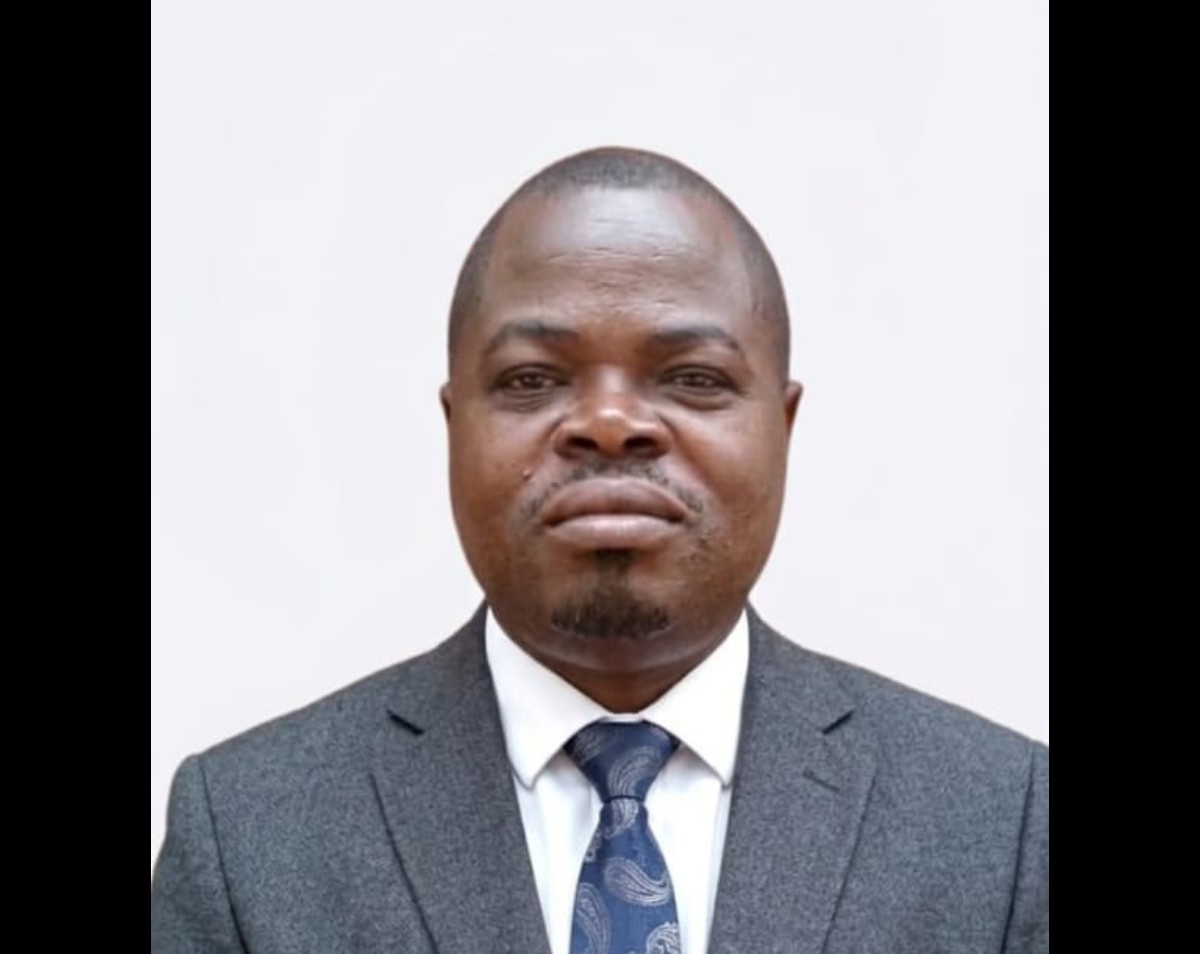 Moses  Ewayu